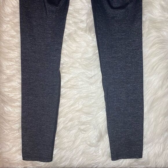 Athleta Odyssey Chaturanga Leggings - Picture 7 of 9